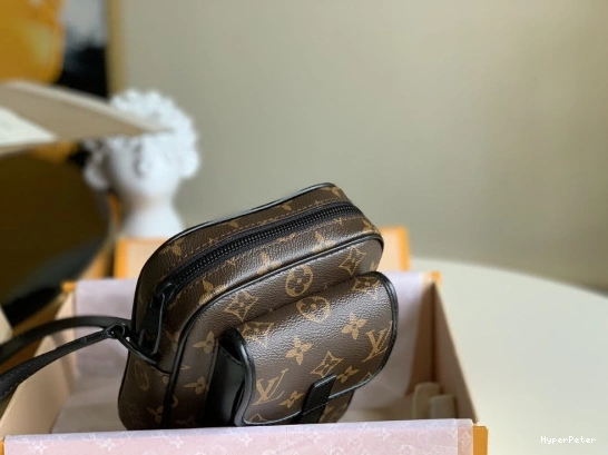 LOUIS Wallet VUITTON Wearable Christopher 0716